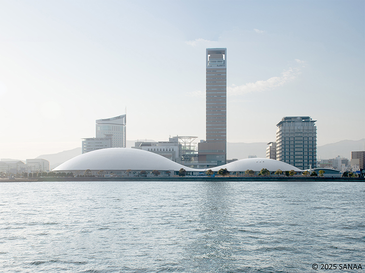 写真1 施設外観（左からメインアリーナ、サブアリーナ、武道施設）